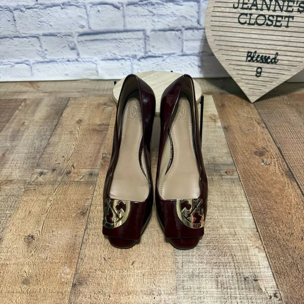 Tory Burch Size 8.5 Square toe Logo Oxblood Soft Patent Leather Flats
